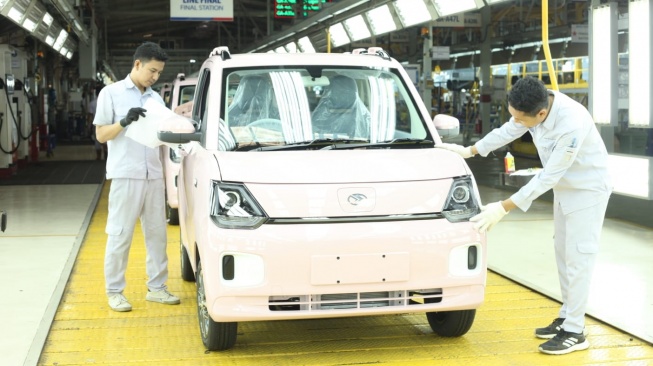 Mobil Listrik Seres E1 Mulai Diproduksi di dalam di Dalam Negeri